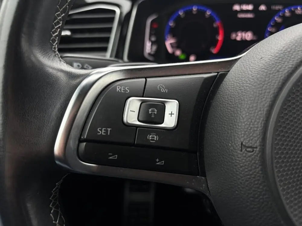 Volkswagen T-Roc Sport R-Line Black Style Carplay Cruise Sto uit 2021, foto 19