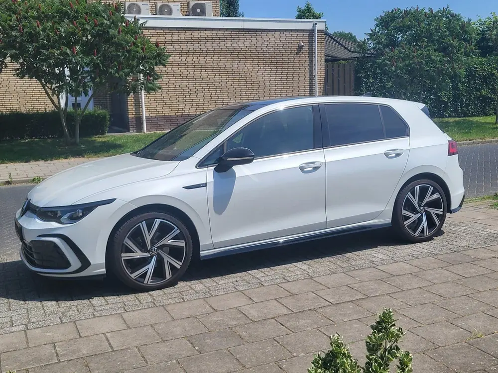 Volkswagen Golf 8 1.5 TSI R-Line 150 PK Full Options! uit 2021