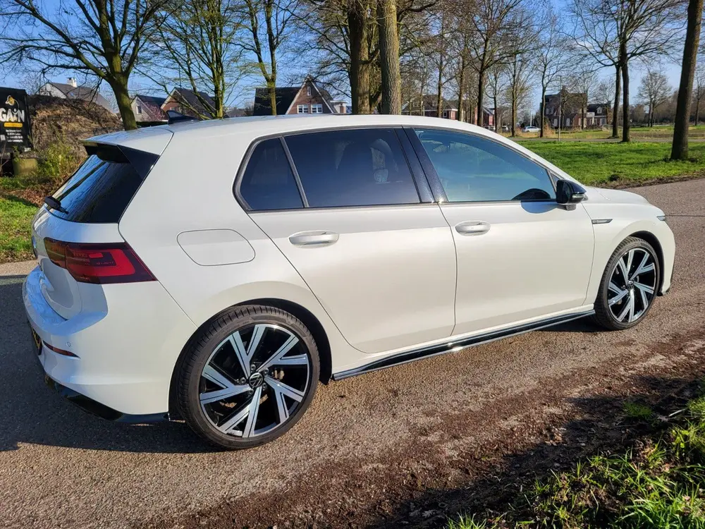 Volkswagen Golf 8 1.5 TSI R-Line 150 PK Full Options! uit 2021, foto 2