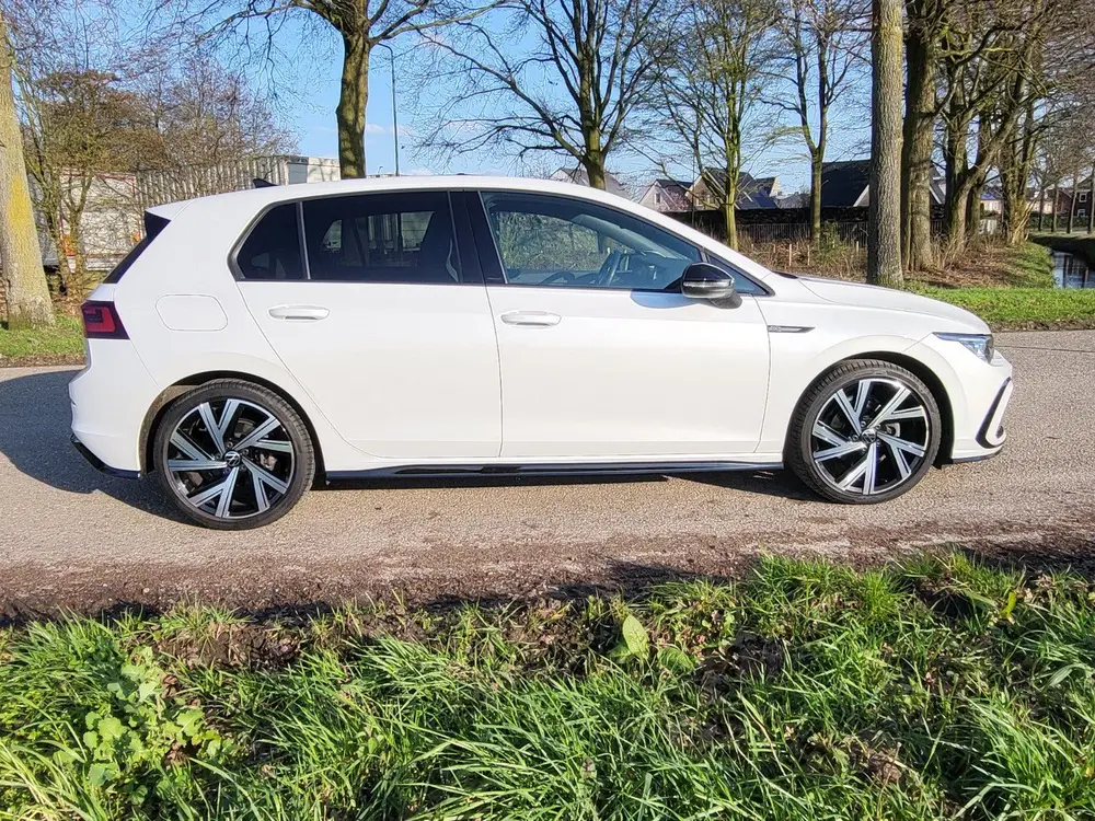 Volkswagen Golf 8 1.5 TSI R-Line 150 PK Full Options! uit 2021, foto 3