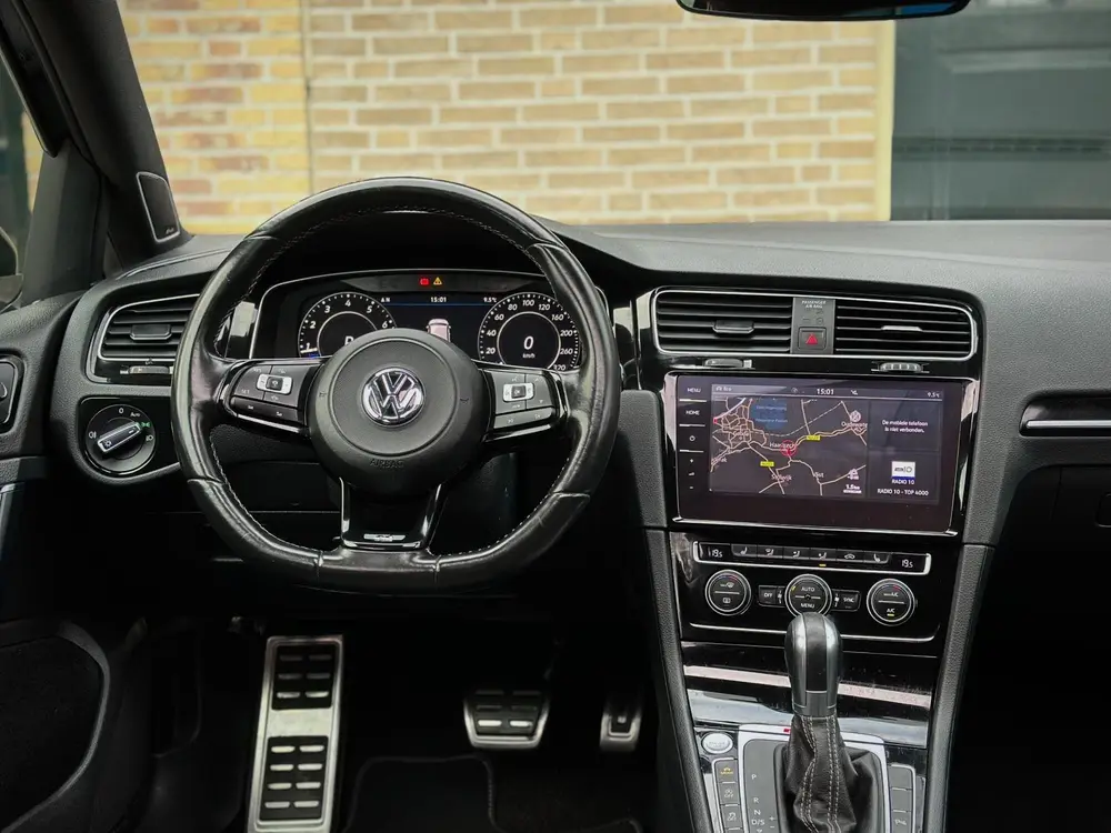 Volkswagen Golf 7.5 2.0 TSI 4Motion R|PANO|KEYLESS|VIRTUAL uit 2019, foto 13