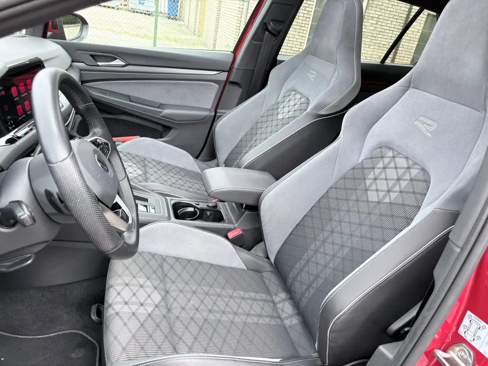 Volkswagen Golf 1.5 Etsi 3x R-line 150pk 7-DSG 2021 Pano uit 2021, foto 14