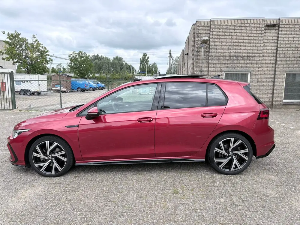 Volkswagen Golf 1.5 Etsi 3x R-line 150pk 7-DSG 2021 Pano uit 2021, foto 2