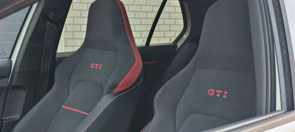 Volkswagen Golf 2.0 TSI GTI Clubsport 45 Jahre! Akra|Pano uit 2021, foto 15