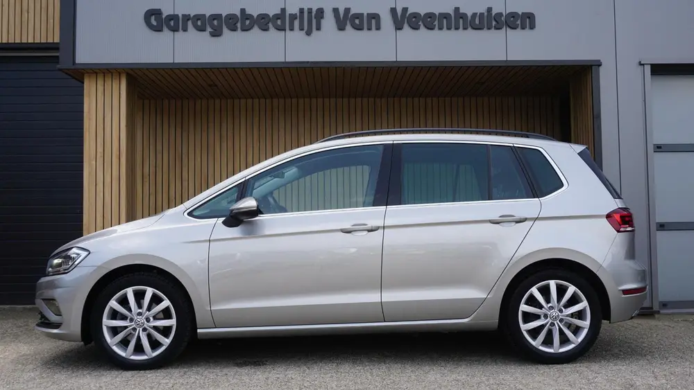 Volkswagen Golf Sportsvan 1.5 TSI 150pk DSG Highline LED Nav uit 2019, foto 2