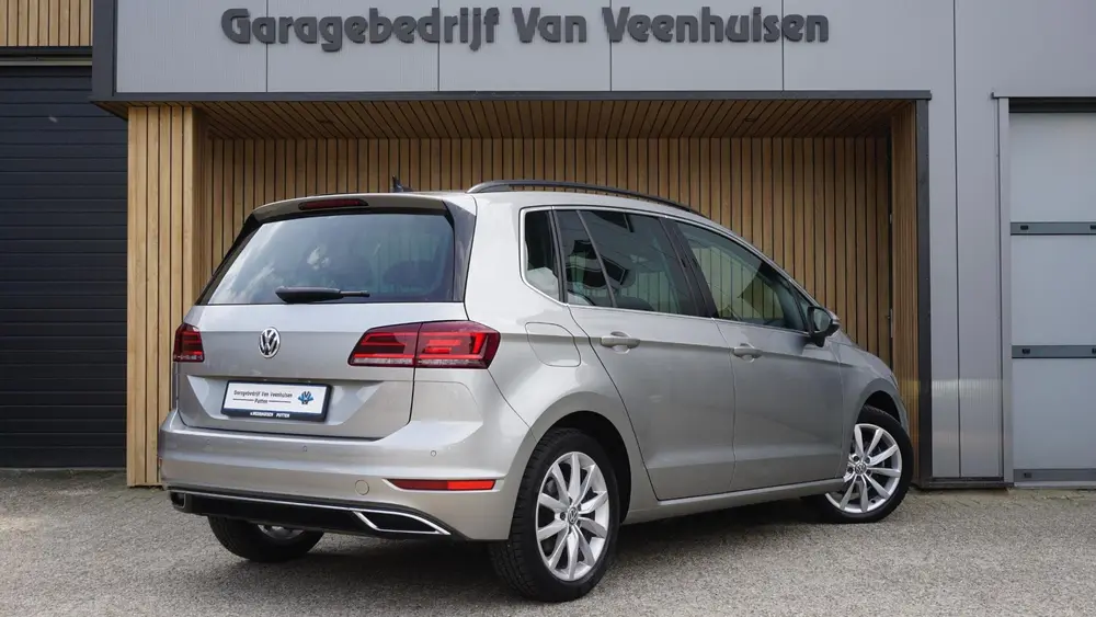 Volkswagen Golf Sportsvan 1.5 TSI 150pk DSG Highline LED Nav uit 2019, foto 6