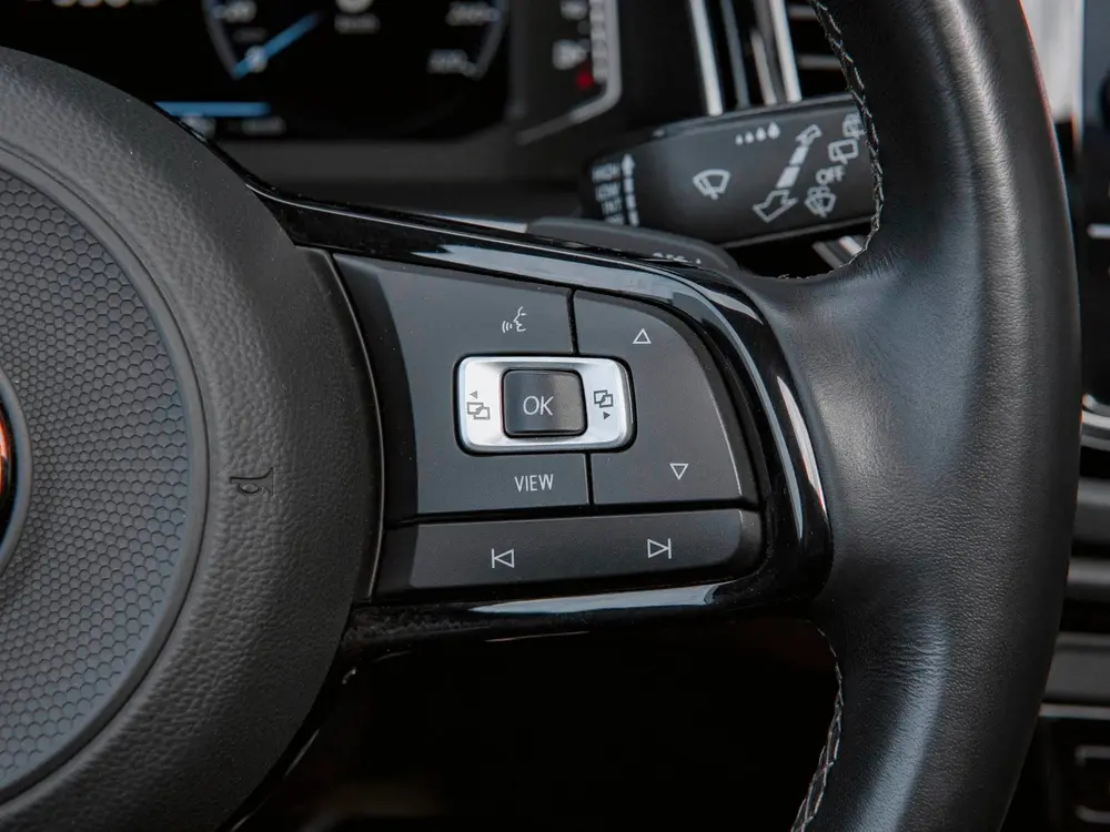 Volkswagen T-Roc 2.0 TSI 4Motion R | PANO | LEDER | CAMERA | uit 2022, foto 16