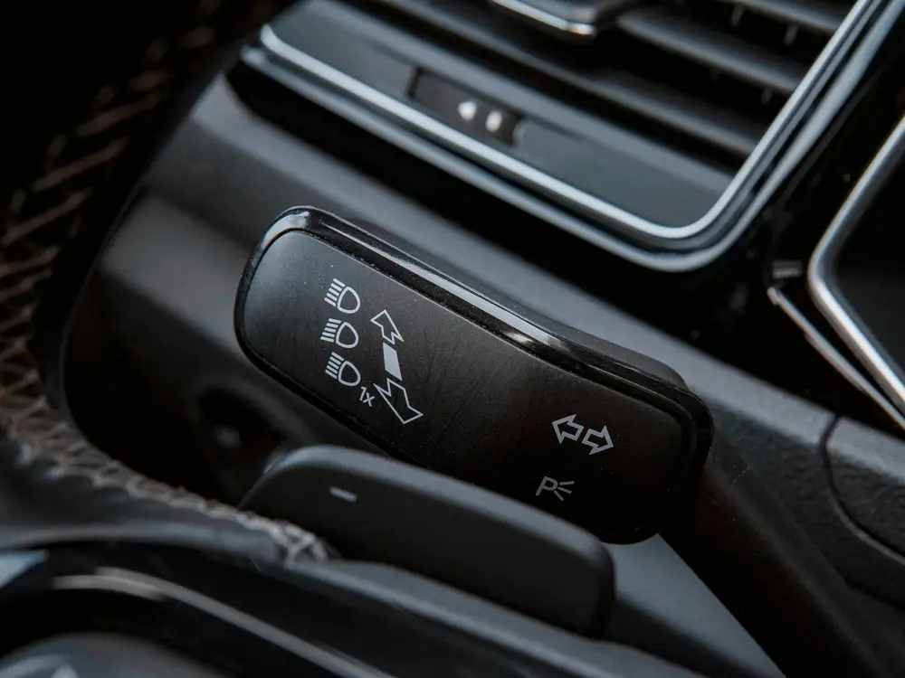 Volkswagen T-Roc 2.0 TSI 4Motion R | PANO | LEDER | CAMERA | uit 2022, foto 17