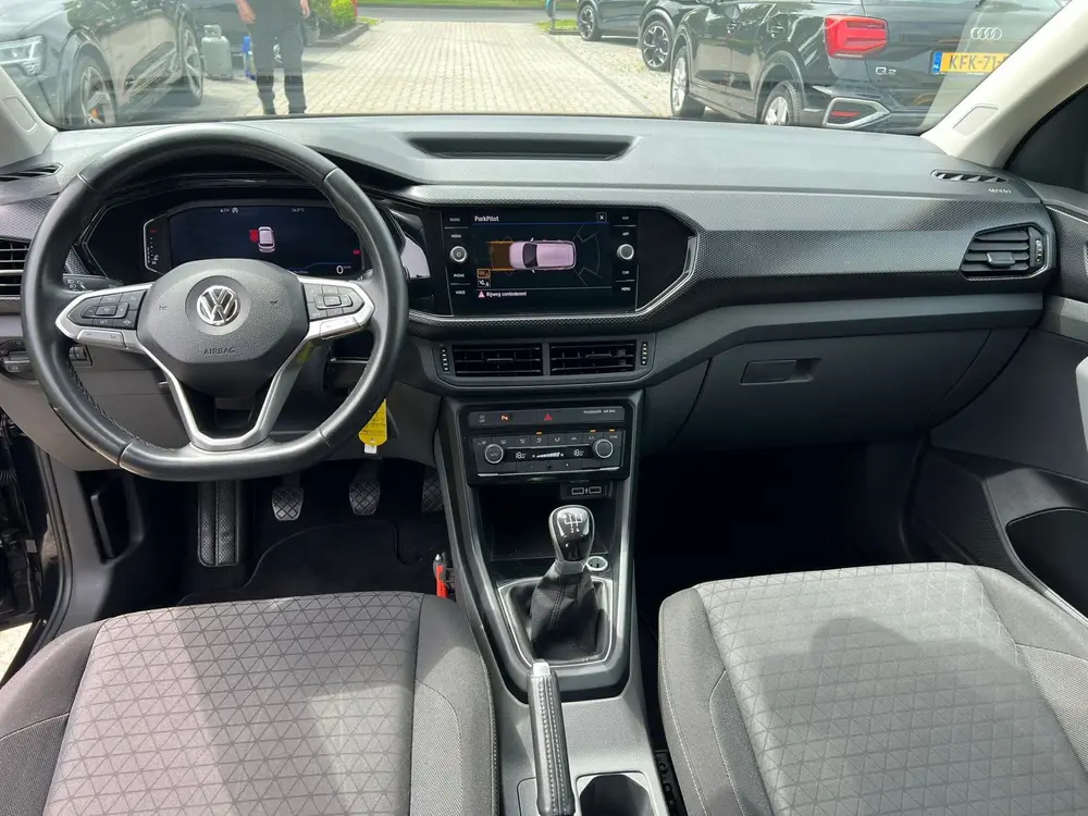 Volkswagen T-Cross 1.0 TSI r line virtual cockpit, trekhaak uit 2019, foto 10