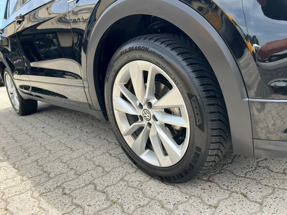 Volkswagen T-Cross 1.0 TSI r line virtual cockpit, trekhaak uit 2019, foto 18
