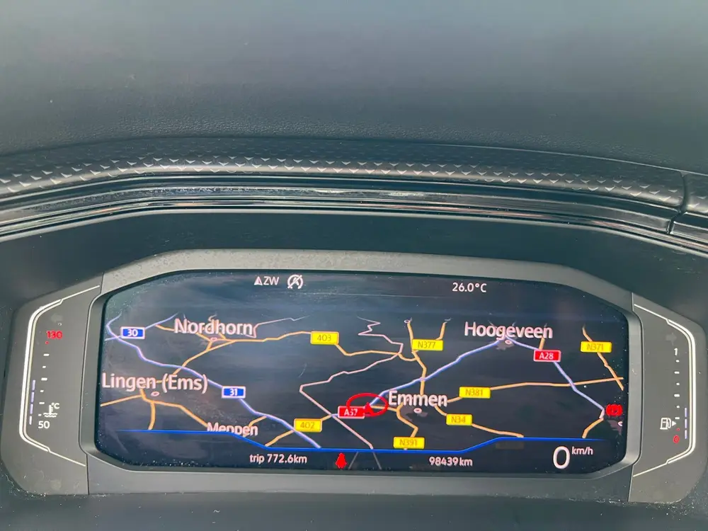 Volkswagen T-Cross 1.0 TSI r line virtual cockpit, trekhaak uit 2019, foto 4