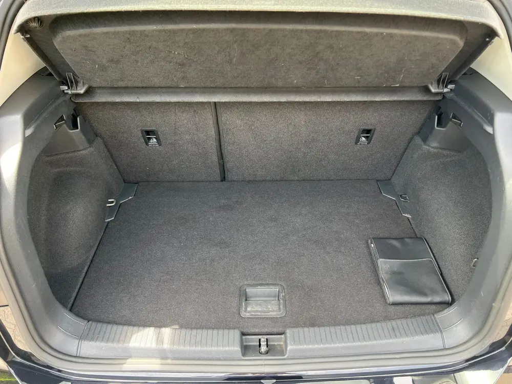 Volkswagen T-Cross 1.0 TSI r line virtual cockpit, trekhaak uit 2019, foto 6