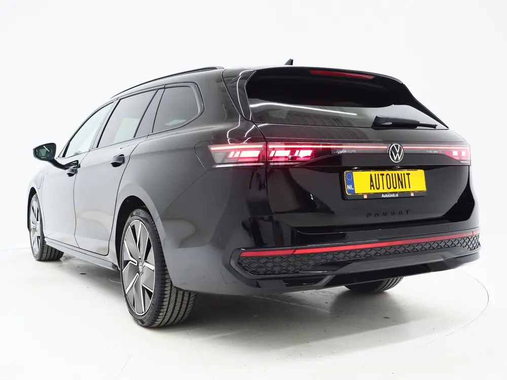 Volkswagen Passat Variant 1.5 eHybrid R-Line | 5 Jaar Garant uit 2025, foto 3