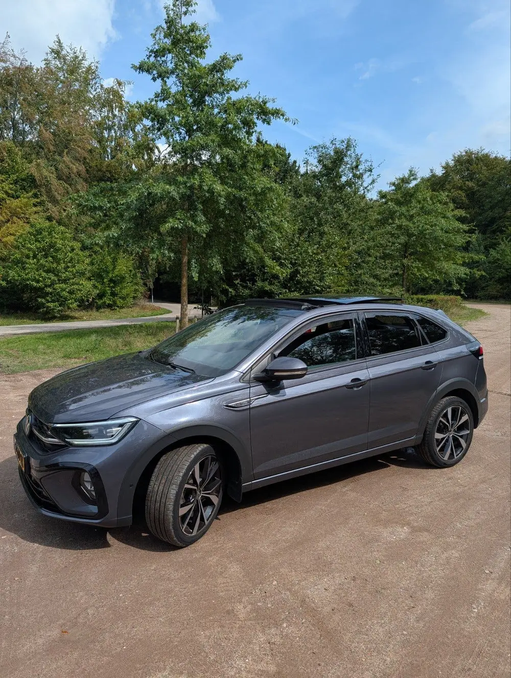 Volkswagen Taigo R matrix bomvol automaat weinig kilometers uit 2022