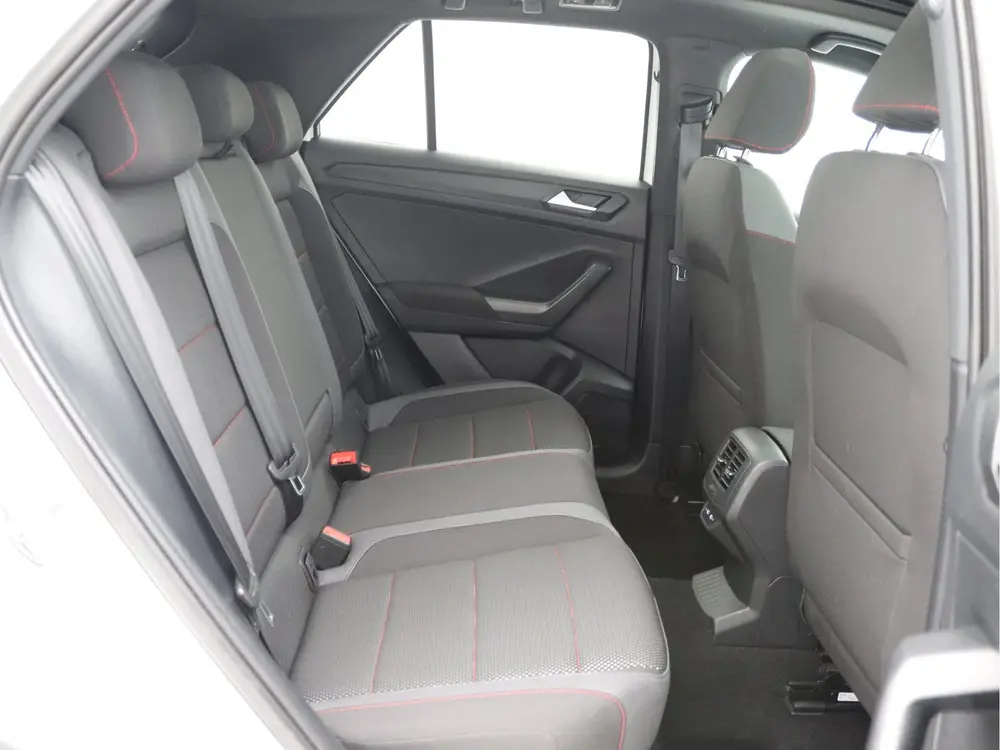 Volkswagen T-Roc 1.5 TSI Sport Pano, Trekhaak, Camera, Stoel uit 2021, foto 13