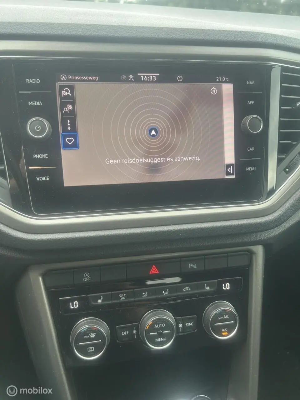 Volkswagen T-Roc 1.5 TSI Style Business uit 2021, foto 10