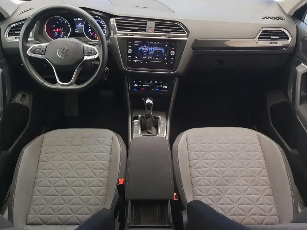 Volkswagen Tiguan 1.5 TSI 150pk DSG/AUT Life Business Wegkla uit 2021, foto 4