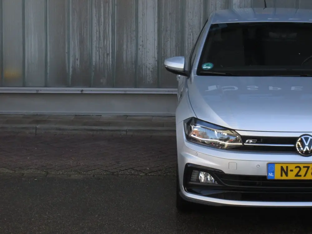 Volkswagen Polo 1.0 TSI Highline Business R uit 2022, foto 2