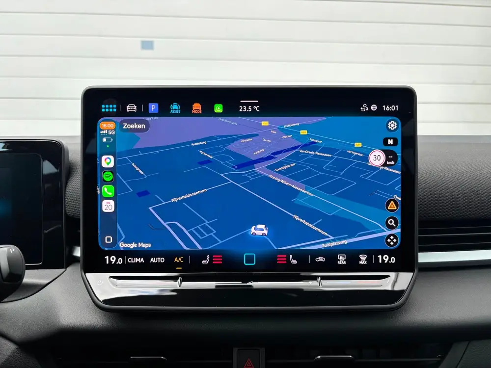 Volkswagen T-Roc 1.5 eTsi (150 pk) R-Line automaat - panoram uit 2026, foto 8