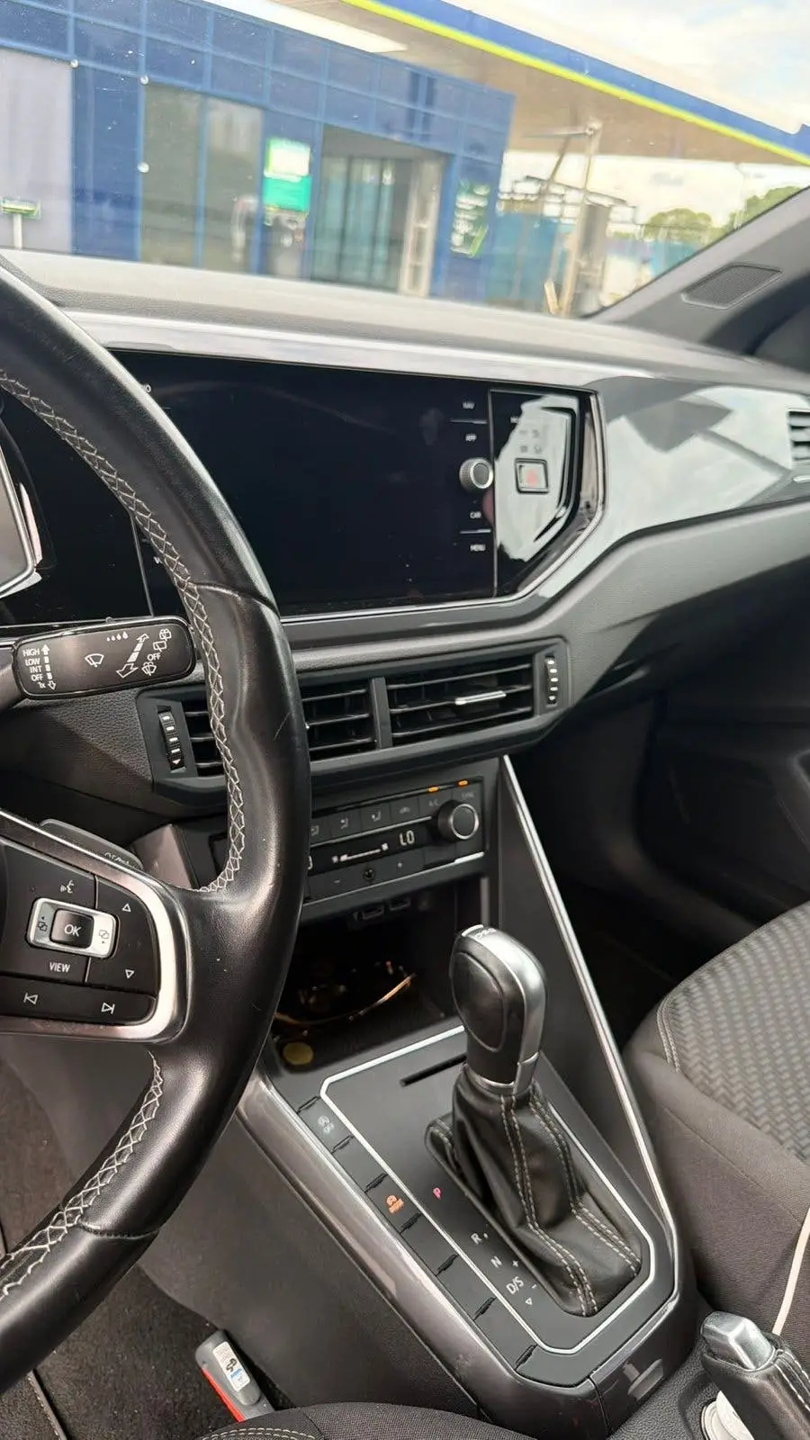 Volkswagen Polo 1.0 TSI 95pk 7-DSG 2019 Zwart R-Line pakket! uit 2019, foto 9