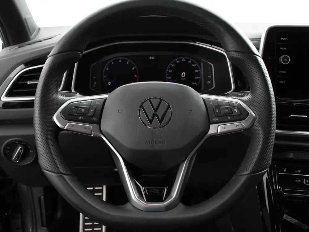 Volkswagen T-Roc 1.5 TSI 150pk Automaat R-Line Plus Navigati uit 2025, foto 16