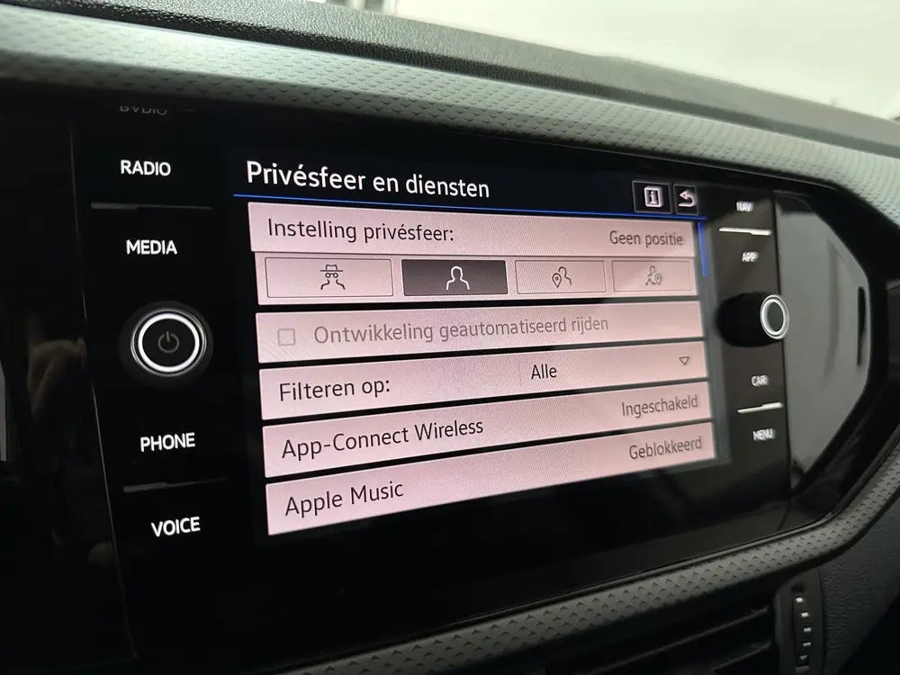 Volkswagen T-Cross 1.0 TSI Active - Carplay / PDC / Stoelver uit 2022, foto 18