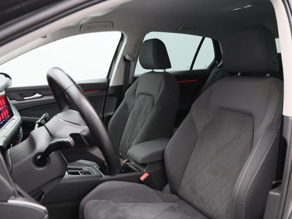 Volkswagen Golf 1.4 eHybrid Style 204 Pk | Adaptive Cruise | uit 2020, foto 18