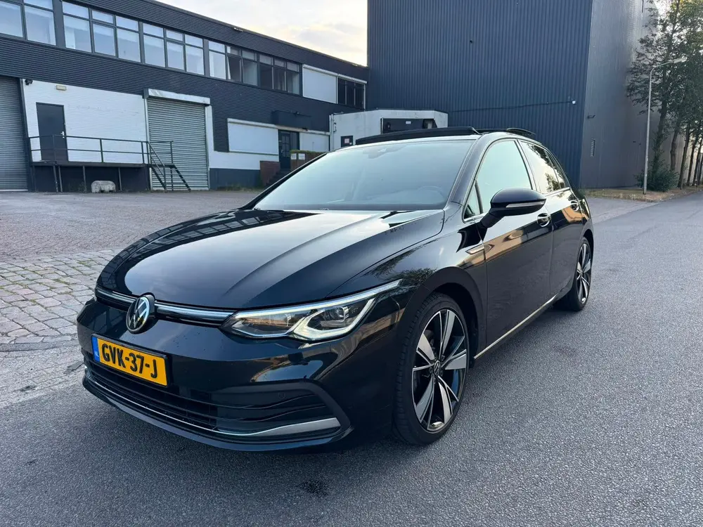 Volkswagen Golf 1.5 Etsi 150pk 7-DSG 2020 Zwart uit 2020
