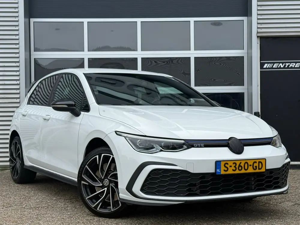 Volkswagen Golf GTE 1.4 245pk DSG Camera Carplay Adaptief uit 2020
