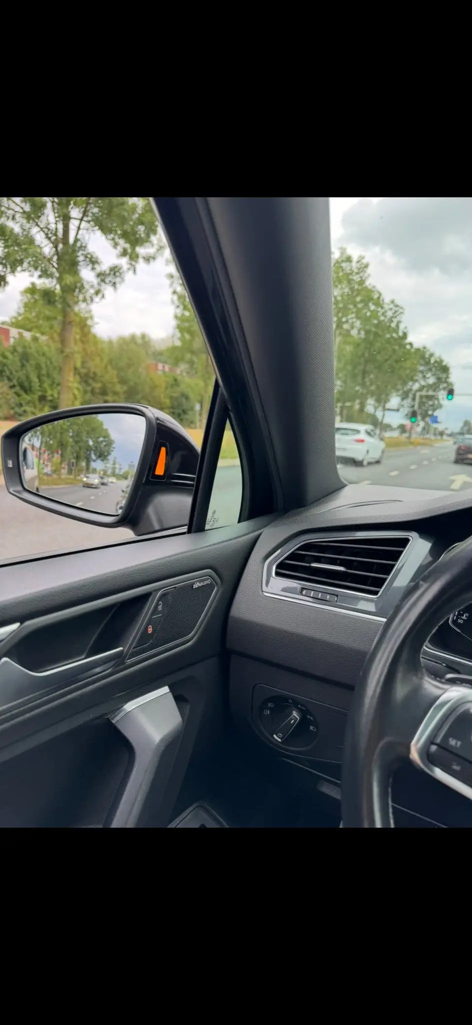 Volkswagen Tiguan Allspace Tiguan 2.0 TSI 190pk 4MOTION 7-DSG 2019 Zwart uit 2019, foto 5