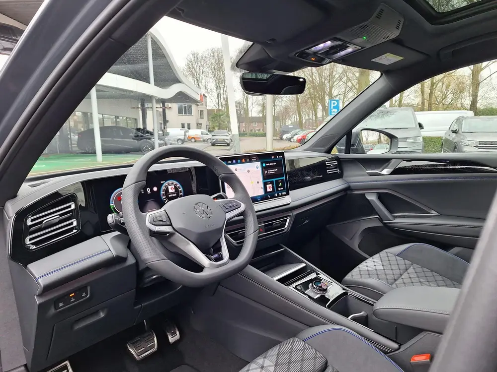 Volkswagen Tiguan Hybrid 272pk DSG R-Line (Pano,Trekhaak,Cam uit 2025, foto 11