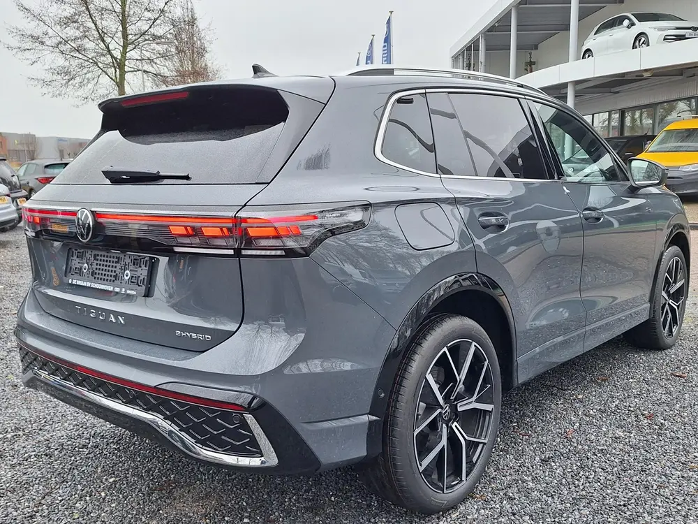 Volkswagen Tiguan Hybrid 272pk DSG R-Line (Pano,Trekhaak,Cam uit 2025, foto 2