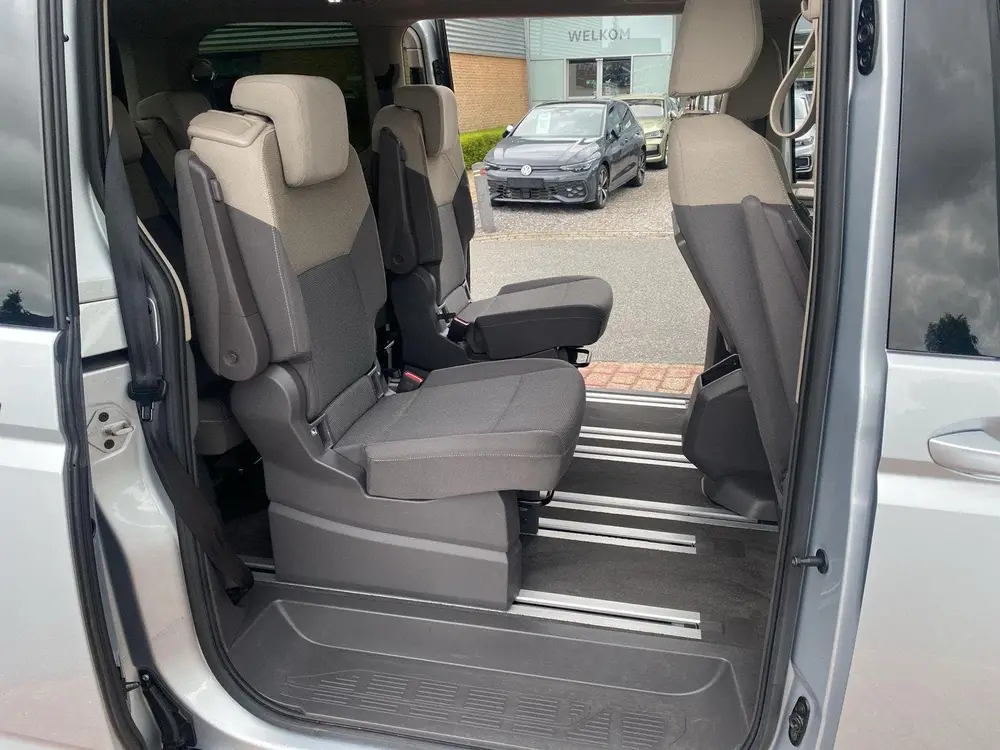 Volkswagen Multivan 1.4 eHybrid L1H1 Life | Trekhaak | LED M uit 2023, foto 8