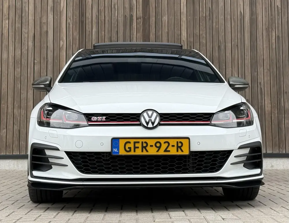 Volkswagen Golf 2.0 TSI GTI TCR PANO | ACC | 19 INCH |VIRTUA uit 2019, foto 7