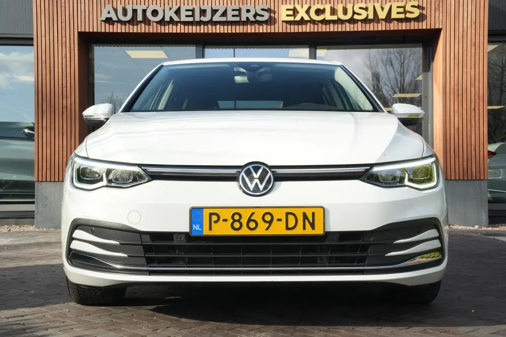 Volkswagen Golf 1.5 TSI Style Adapt. Cruise HeadUp Memory St uit 2022, foto 3