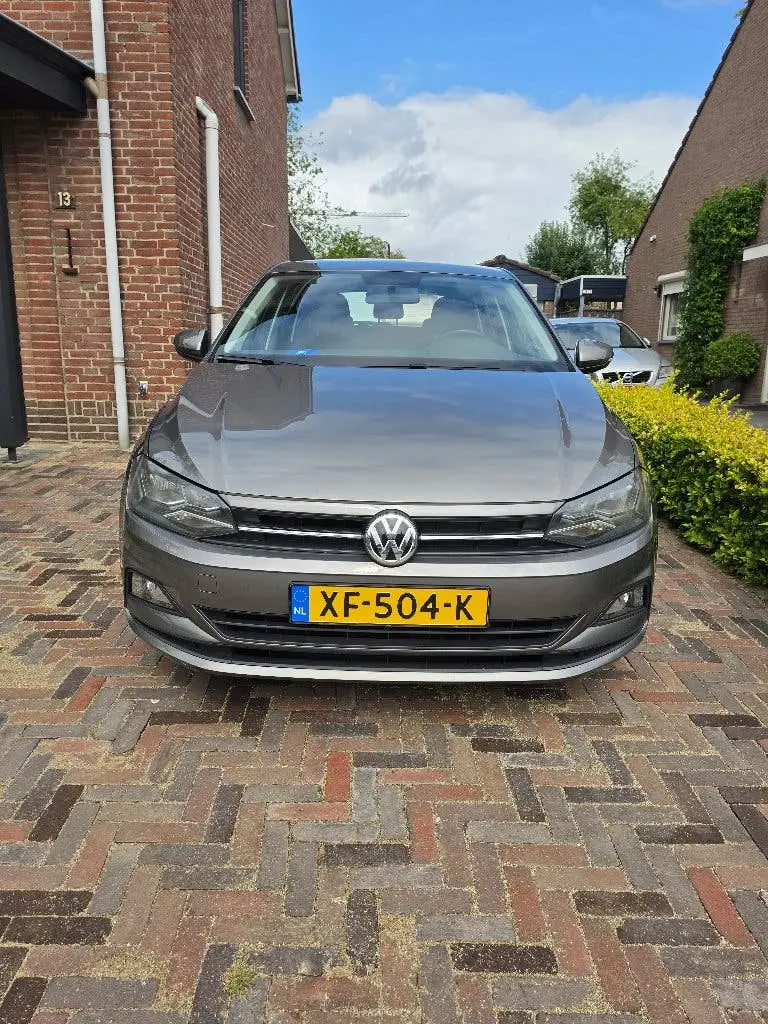 Volkswagen Polo 1.0 TSI 95pk 2019 Grijs uit 2019, foto 3