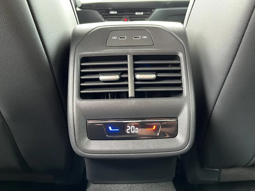 Volkswagen Passat Variant 1.5 eHybrid Business | PHEV | 204P uit 2025, foto 16