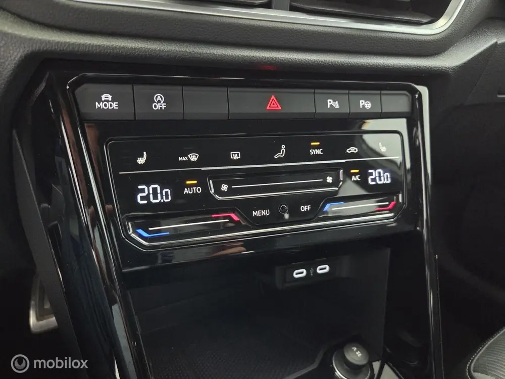 Volkswagen T-Roc 1.5 TSI R-Line Business+ trekhaak|IQ.led|ca uit 2023, foto 12
