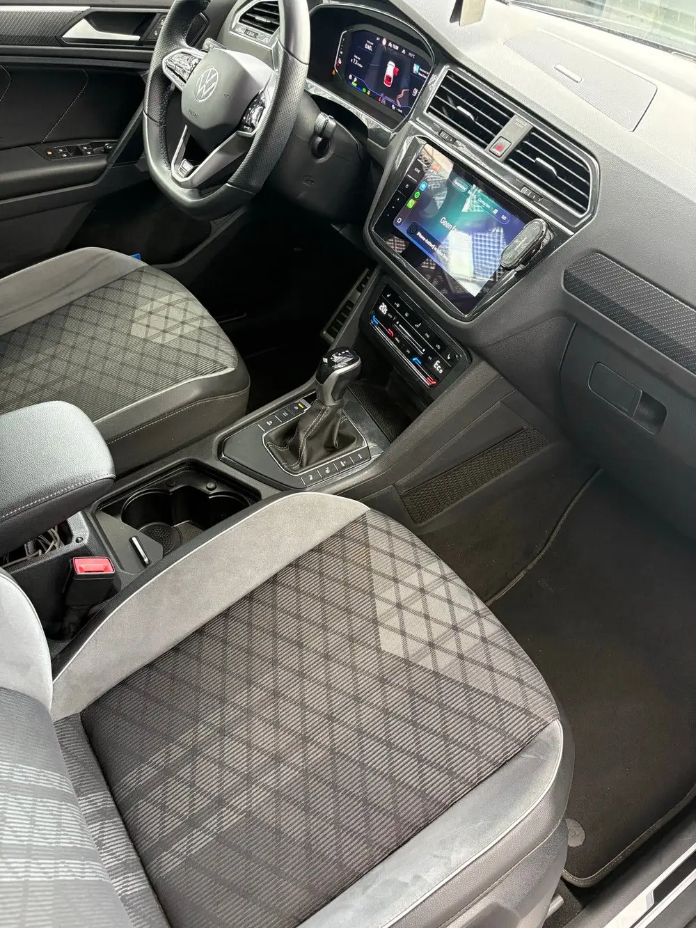 Volkswagen Tiguan 1.4 TSI Ehybrid 246pk R-line bussiness+ uit 2022, foto 14