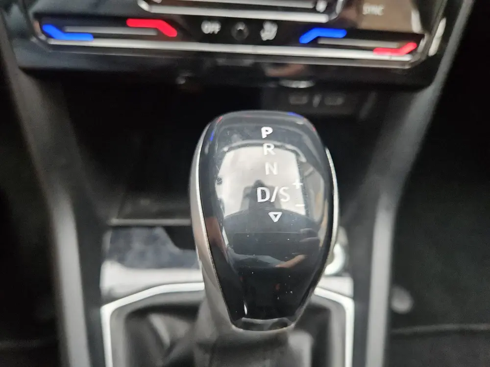 Volkswagen T-Cross 1.0 TSI Life (bj 2023, automaat) uit 2023, foto 15