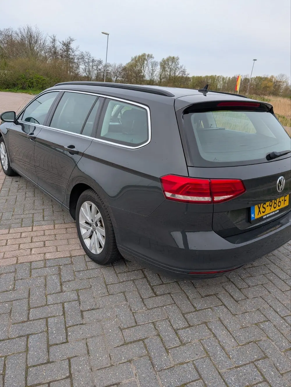 Volkswagen Passat Variant Passat 2.0 TDI 150pk 2019 Grijs dealeronderhouden uit 2019, foto 7