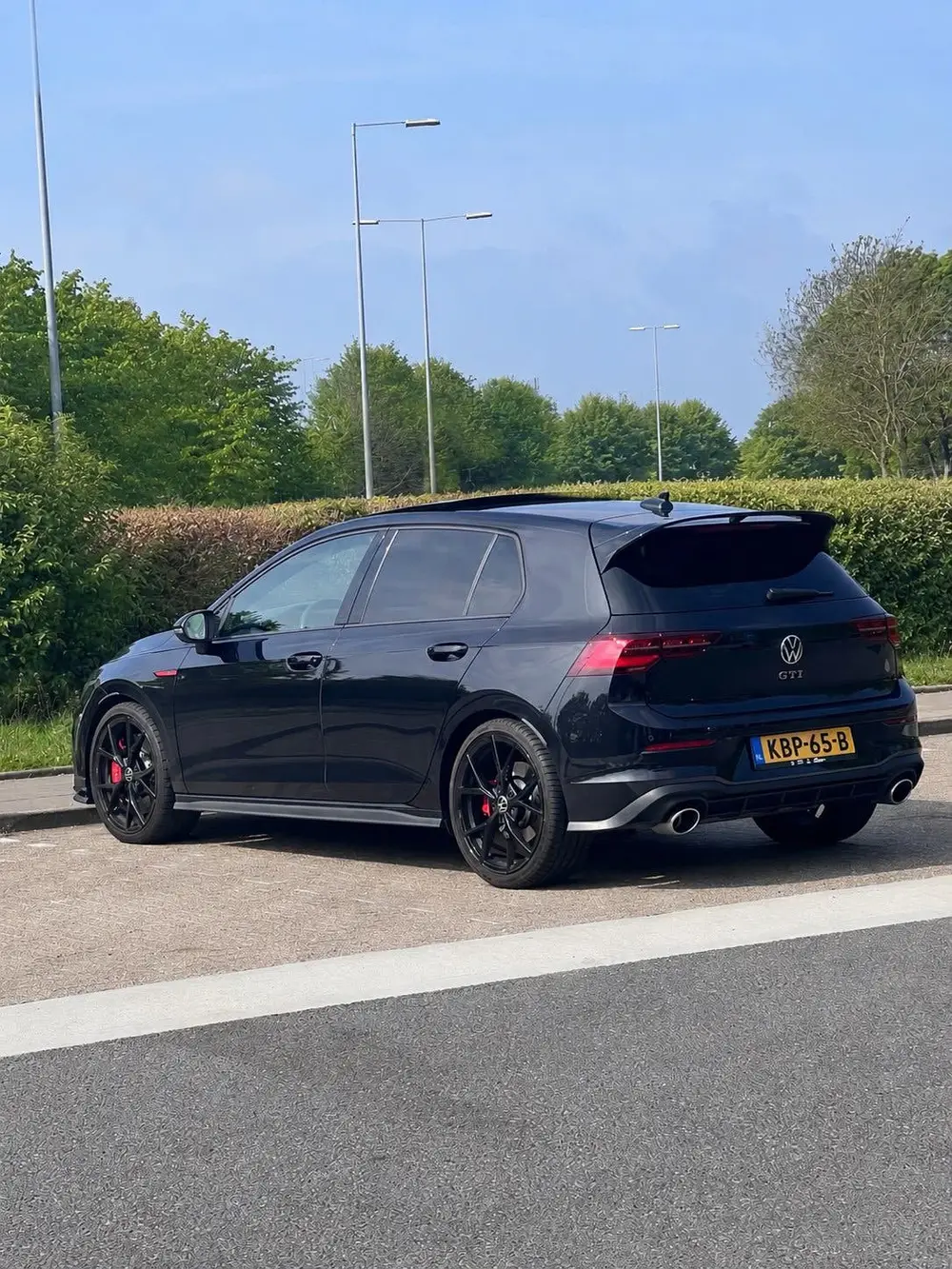 Volkswagen Golf 8 GTI Clubsport 2.0 TSI 2023 Zwart uit 2023