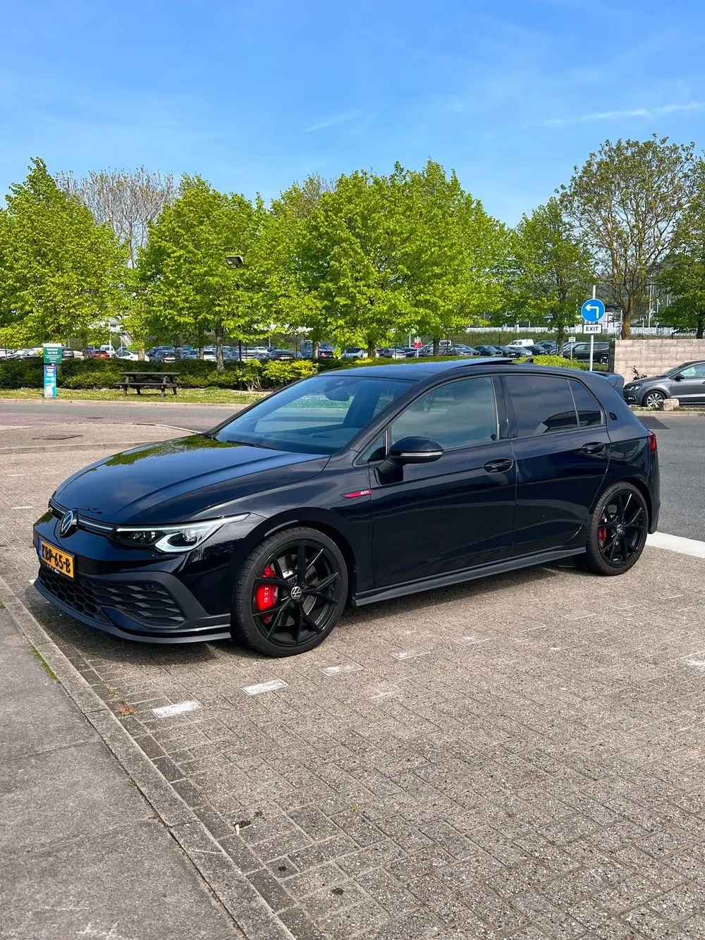 Volkswagen Golf 8 GTI Clubsport 2.0 TSI 2023 Zwart uit 2023, foto 8