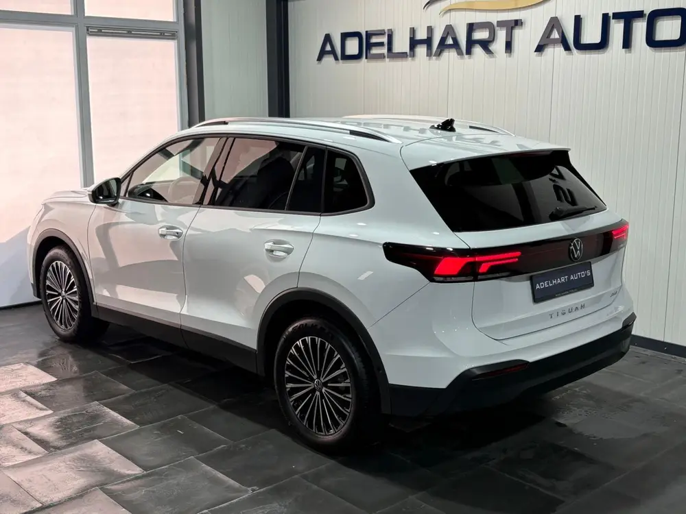 Volkswagen Tiguan 1.5 eTSI Life Edition Automaat / Navigatie uit 2025, foto 10