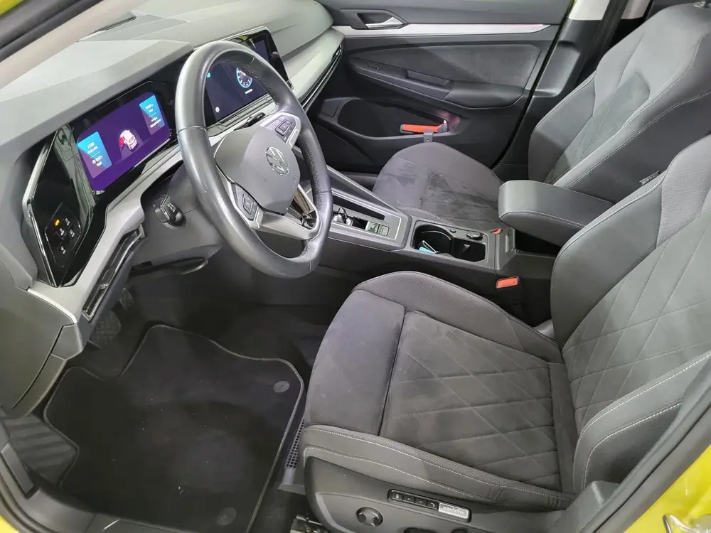 Volkswagen Golf 1.5 eTSI Life Business Automaat uit 2023, foto 8