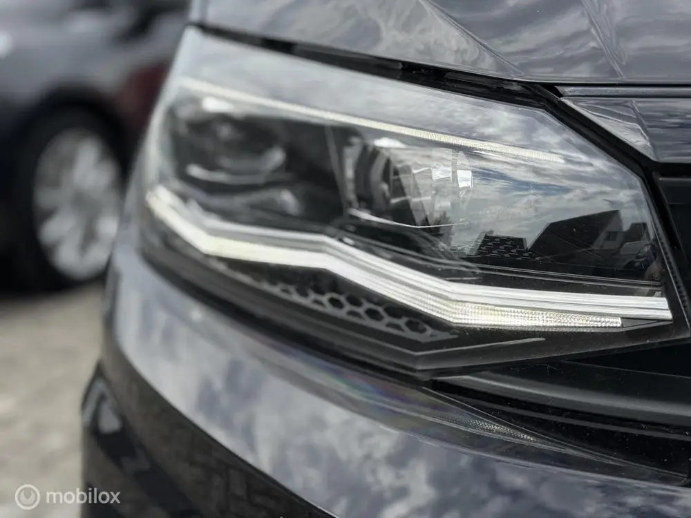 Volkswagen Polo 1.0 TSI R-Line Virtual cockpit uit 2020, foto 10