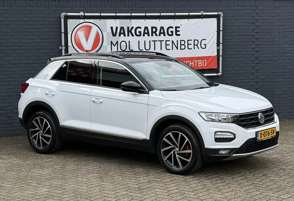 VOLKSWAGEN T-Roc 1.5 TSI 150pk 7-DSG T-Roc Style, STOELVERWA uit 2019, foto 2