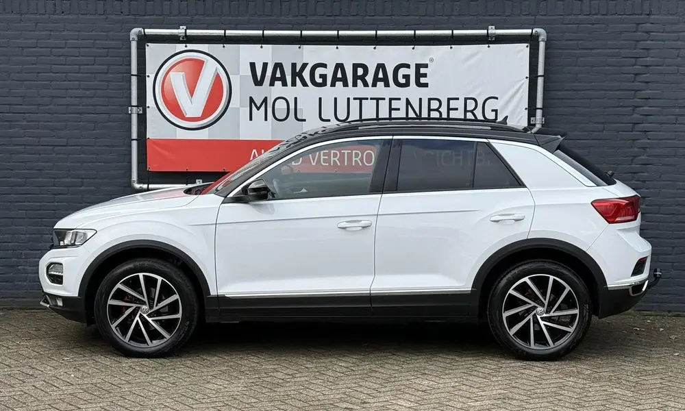 VOLKSWAGEN T-Roc 1.5 TSI 150pk 7-DSG T-Roc Style, STOELVERWA uit 2019, foto 3