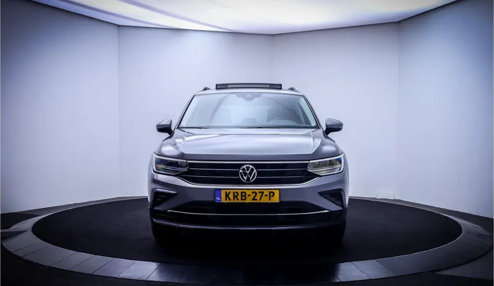 Volkswagen Tiguan 1.5 TSI Dsg LIFE Business PANO | FULL LED uit 2020, foto 2