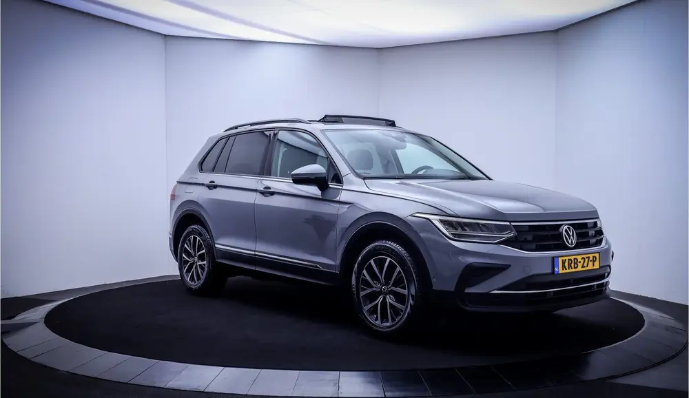 Volkswagen Tiguan 1.5 TSI Dsg LIFE Business PANO | FULL LED uit 2020, foto 3
